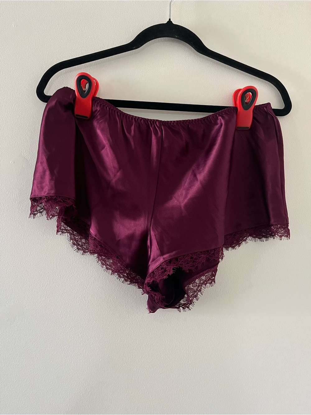 Victoria's Secret Burgundy Purple Satin Pajama Shorts Medium Lace Trim Sleepwear